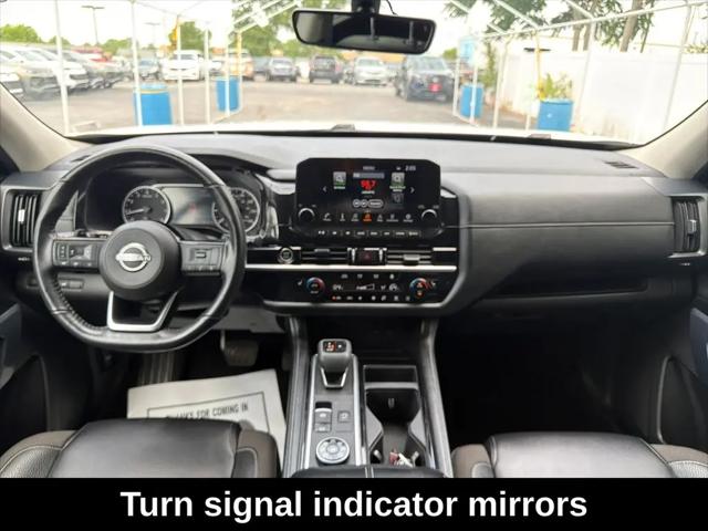 2024 Nissan Pathfinder SL 4WD