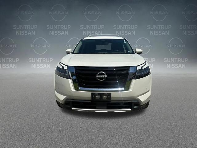 2024 Nissan Pathfinder SL 4WD