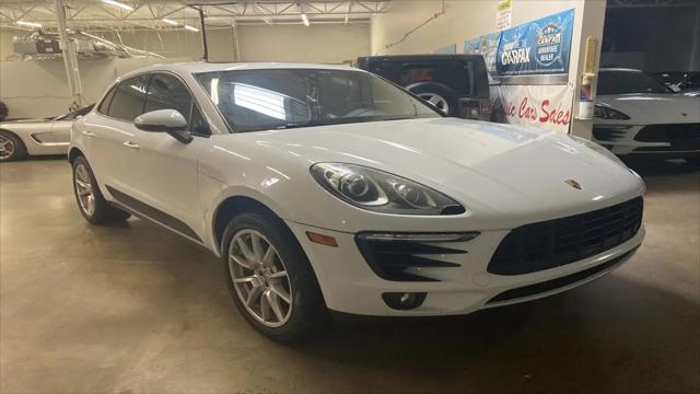 2017 Porsche Macan Macan