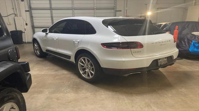 2017 Porsche Macan Macan