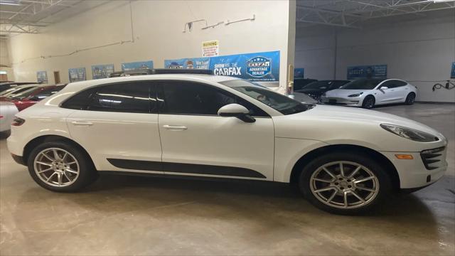 2017 Porsche Macan Macan