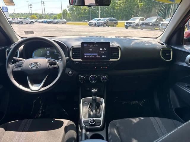 2025 Hyundai Venue SEL