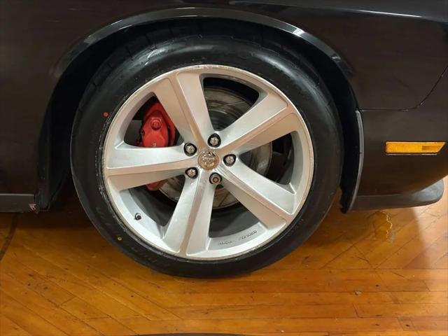 2009 Dodge Challenger SRT8