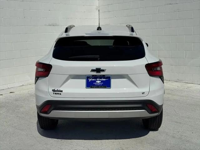 2025 Chevrolet Trax FWD LT