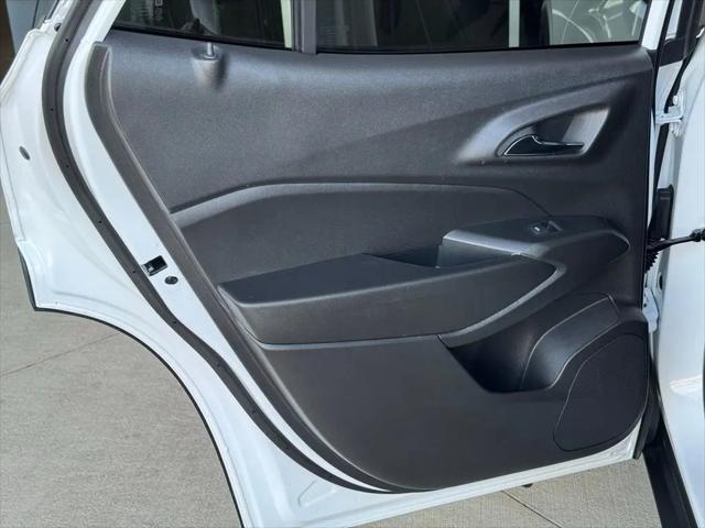 2025 Chevrolet Trax FWD LT