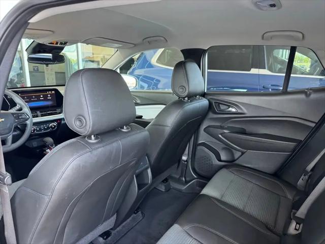 2025 Chevrolet Trax FWD LT