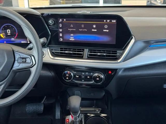 2025 Chevrolet Trax FWD LT