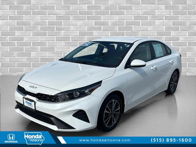 2023 Kia Forte LXS for sale in Altoona, IA