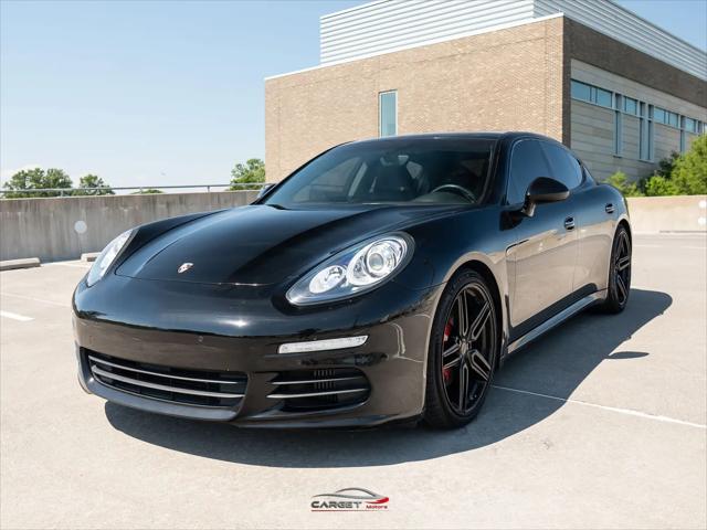 2016 Porsche Panamera S