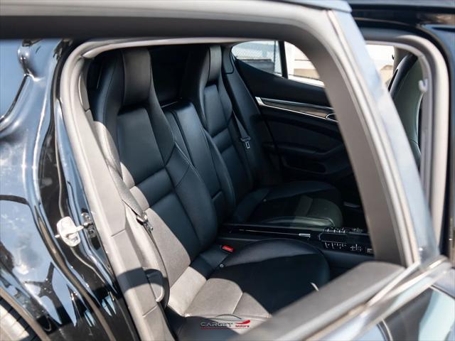 2016 Porsche Panamera S