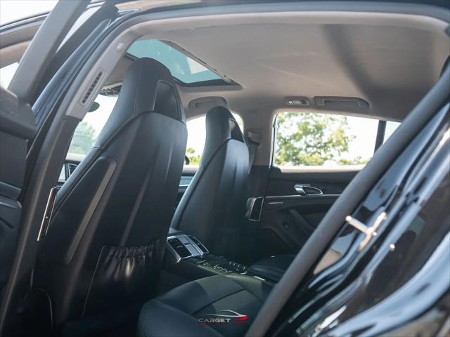 2016 Porsche Panamera S