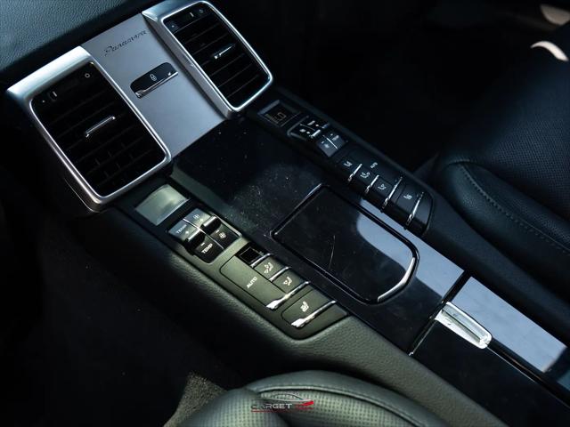 2016 Porsche Panamera S