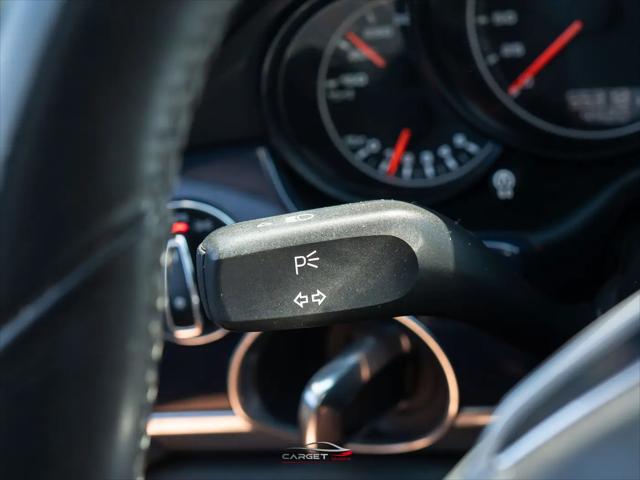 2016 Porsche Panamera S