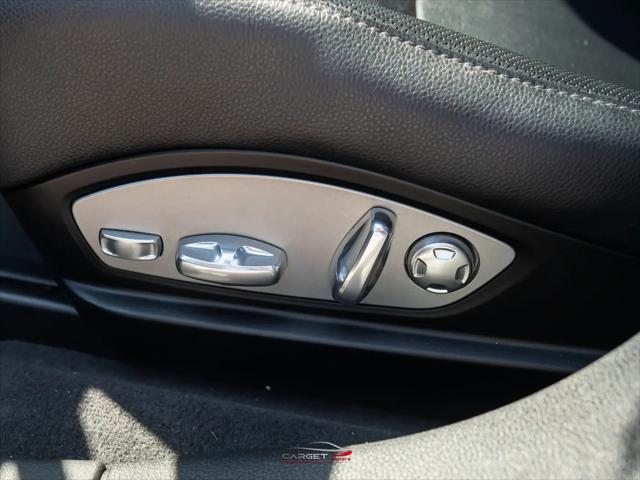 2016 Porsche Panamera S