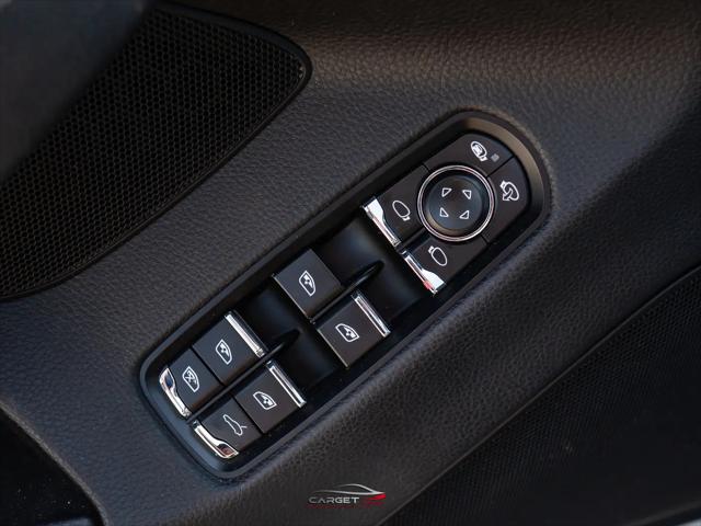 2016 Porsche Panamera S