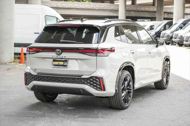 2026 Volkswagen Tiguan SE R-Line Black