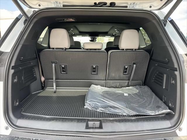 2026 GMC Acadia Elevation FWD