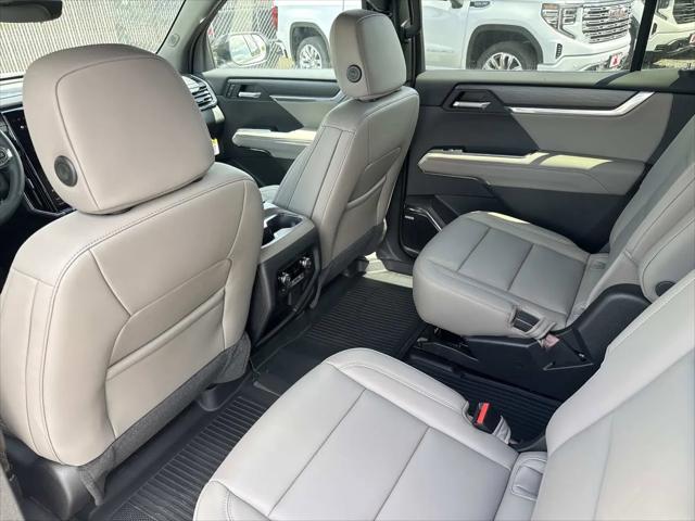 2026 GMC Acadia Elevation FWD