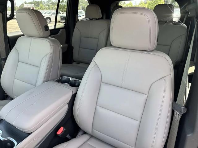 2026 GMC Acadia Elevation FWD