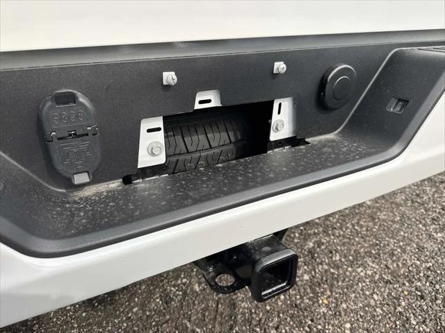 2026 GMC Sierra 1500 Crew Cab, Short Bed, Pro, 4WD