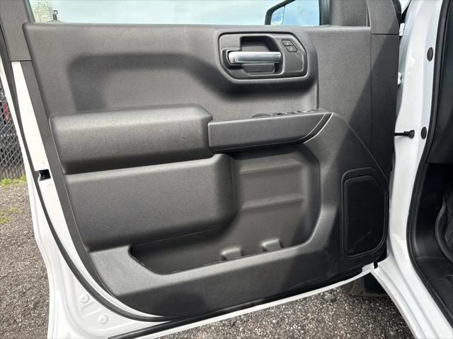 2026 GMC Sierra 1500 Crew Cab, Short Bed, Pro, 4WD