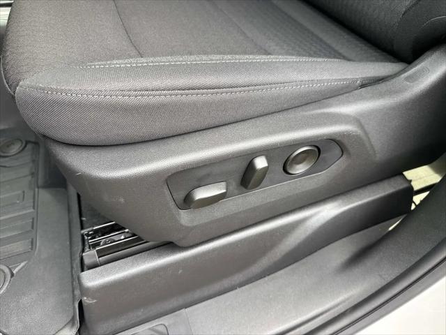 2026 GMC Sierra 1500 Crew Cab, Short Bed, Pro, 4WD