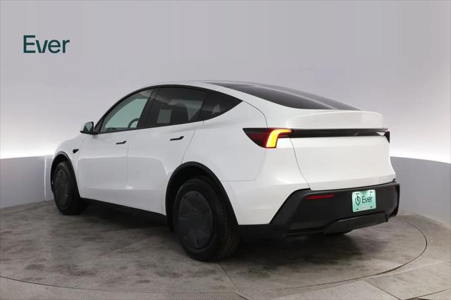 2026 Tesla Model Y Premium Rear-Wheel Drive