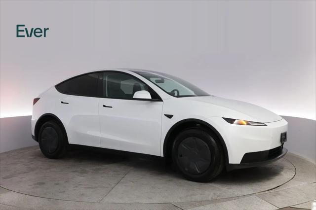 2026 Tesla Model Y Premium Rear-Wheel Drive