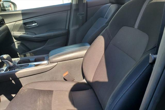 2024 Nissan Sentra SV Xtronic CVT