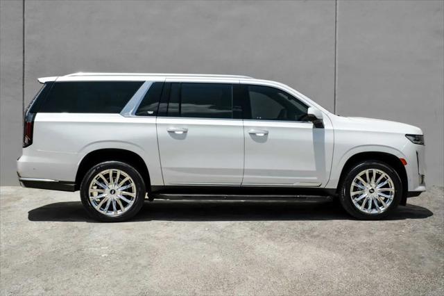 2022 Cadillac Escalade ESV 4WD Premium Luxury
