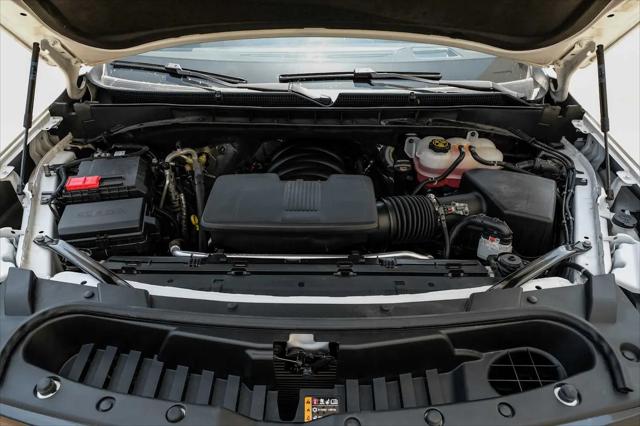 2022 Cadillac Escalade ESV 4WD Premium Luxury