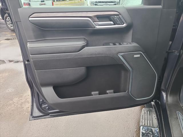 2023 Chevrolet Silverado 1500 4WD Crew Cab Short Bed LTZ