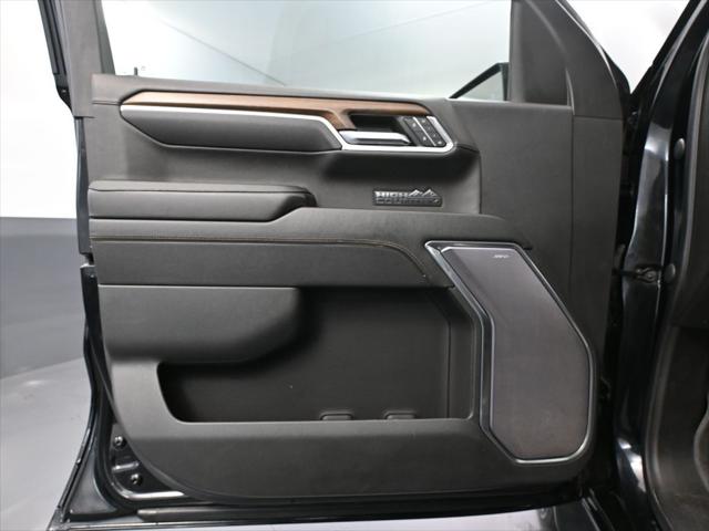 2023 Chevrolet Silverado 1500 4WD Crew Cab Short Bed High Country