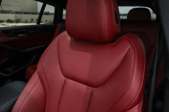 2024 BMW X4 M40i