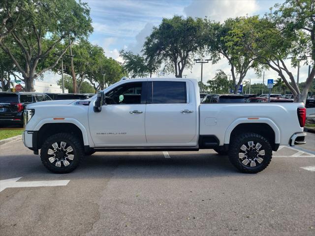 2024 GMC Sierra 2500HD 4WD Crew Cab Standard Bed Denali