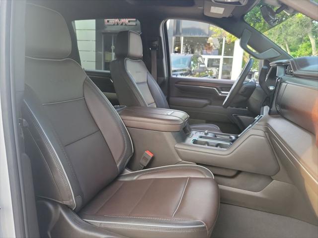 2024 GMC Sierra 2500HD 4WD Crew Cab Standard Bed Denali