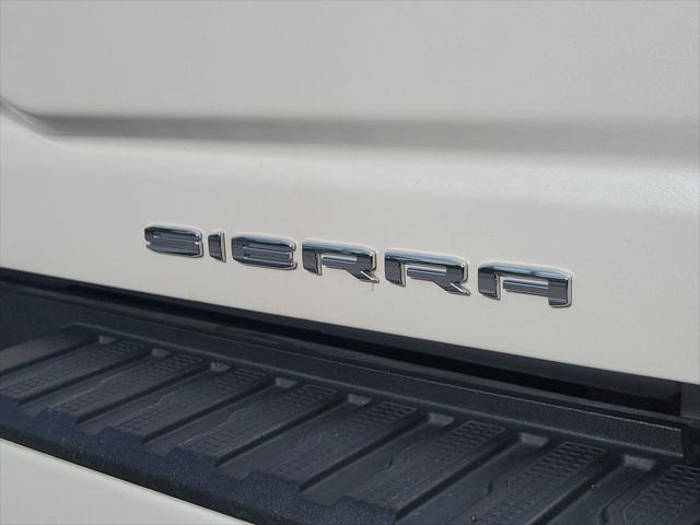 2024 GMC Sierra 2500HD 4WD Crew Cab Standard Bed Denali