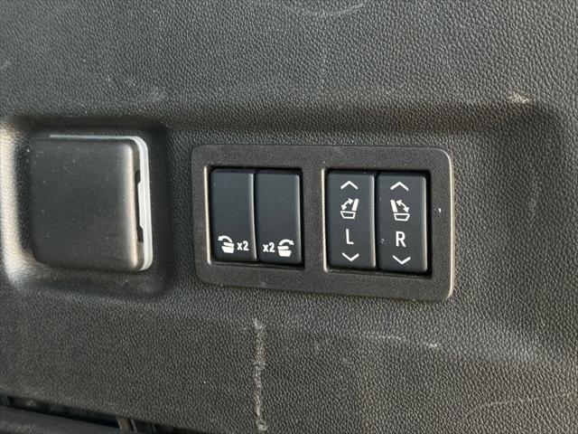 2025 GMC Yukon XL 4WD Denali