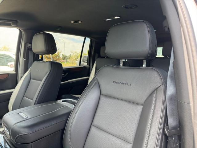 2025 GMC Yukon XL 4WD Denali