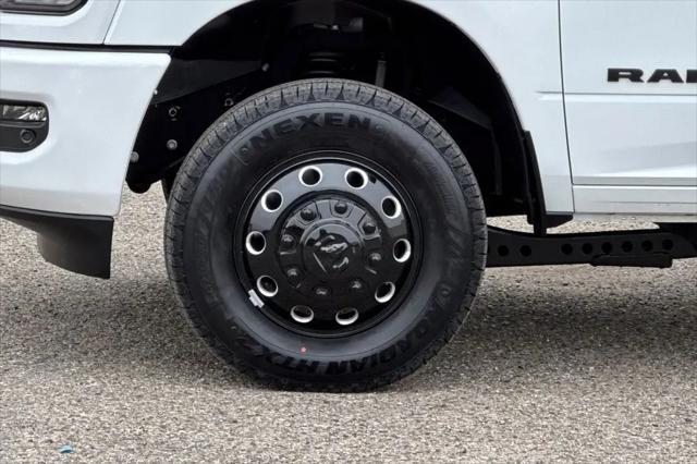 2024 Ram 3500 Laramie Crew Cab 4x4 8' Box