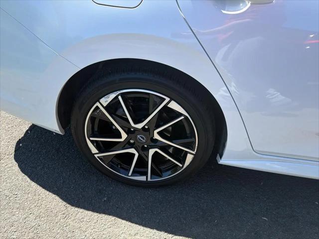 2024 Nissan Sentra SR Xtronic CVT