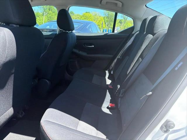 2024 Nissan Sentra SR Xtronic CVT