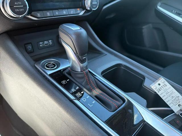 2024 Nissan Sentra SR Xtronic CVT