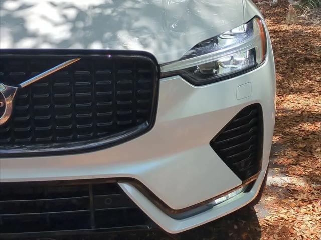 2024 Volvo XC60 B5 Plus Dark Theme