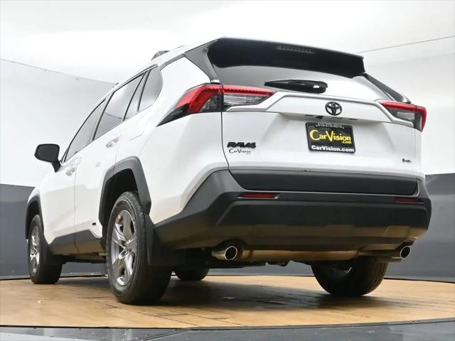 2025 Toyota RAV4 Hybrid LE