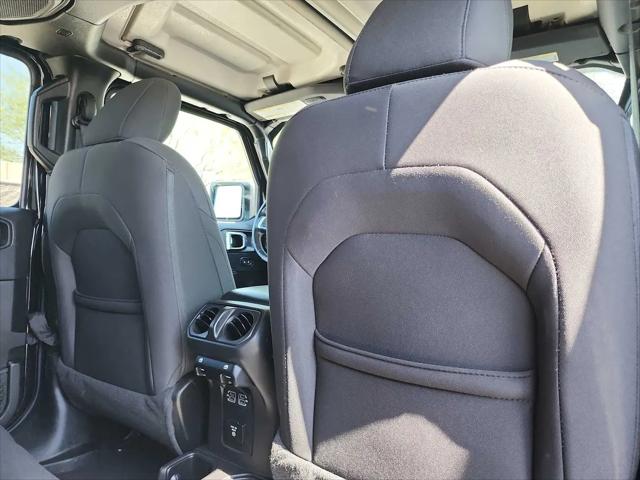 2022 Jeep Wrangler Unlimited Sahara 4x4