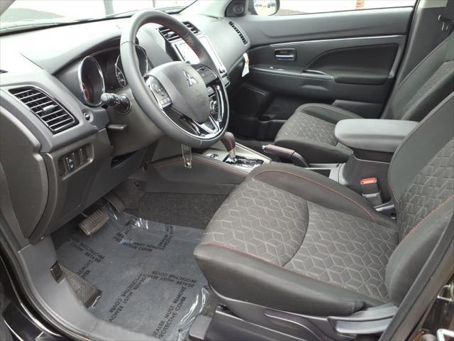 2025 Mitsubishi Outlander Sport LE