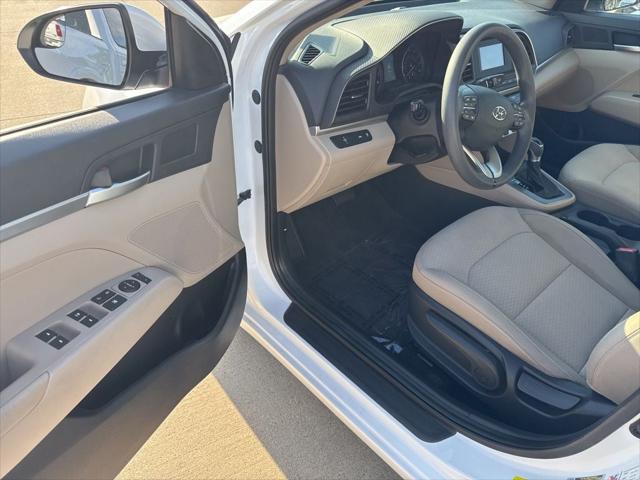 2020 Hyundai Elantra SE