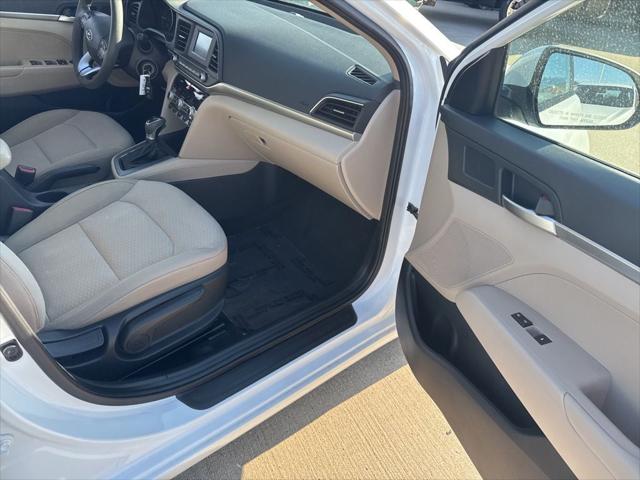 2020 Hyundai Elantra SE
