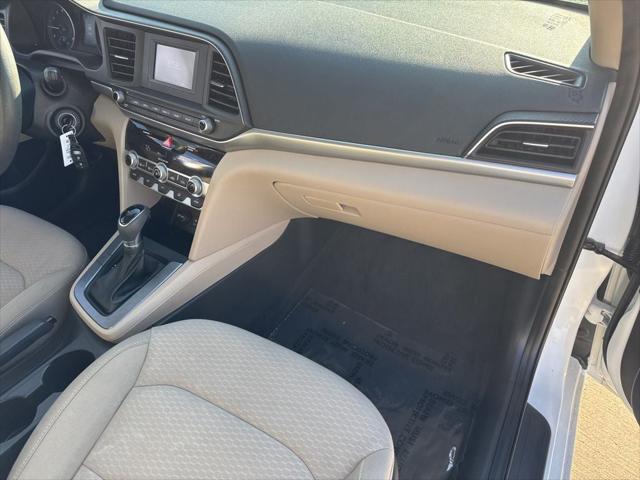 2020 Hyundai Elantra SE